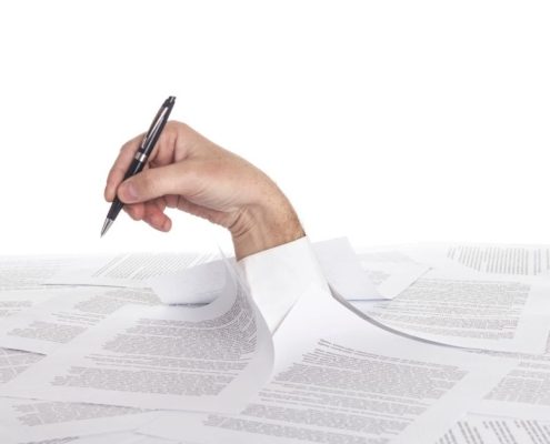 ¿Quién puede escribir mi libro por mí? La guía definitiva para profesionales que necesitan convertir su conocimiento en un libro